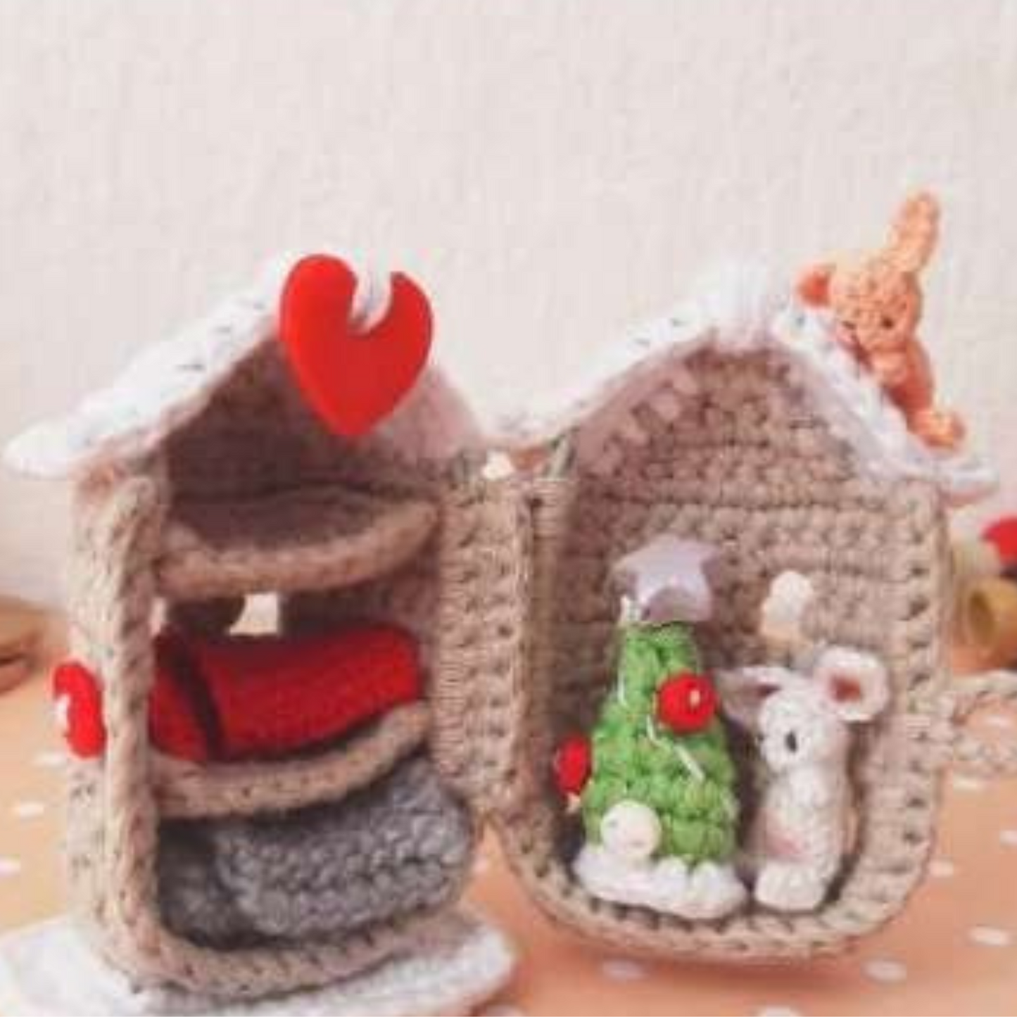 Bunny Holdhouse β Cute Amigurumi Bunny with a Little Home (PDF)