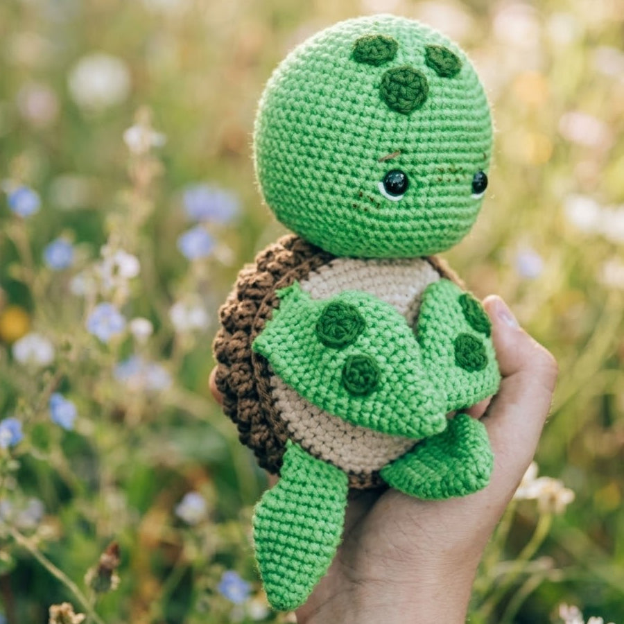Little Spotted Turtle Amigurumi Crochet Pattern - Digital PDF Tutorial